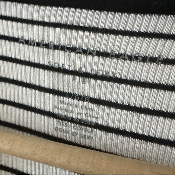 American Eagle Cropped T - Picture 3 of 4